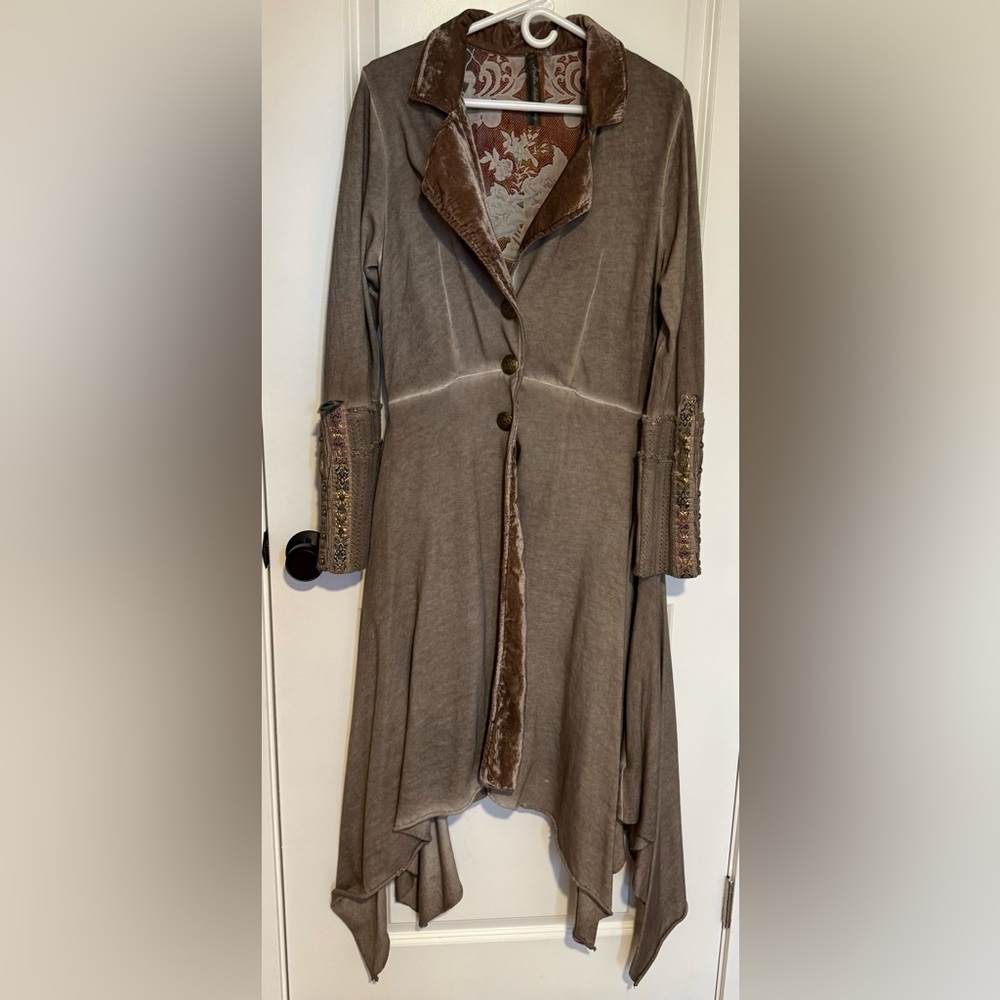 Aratta Silent Journey Coat size M